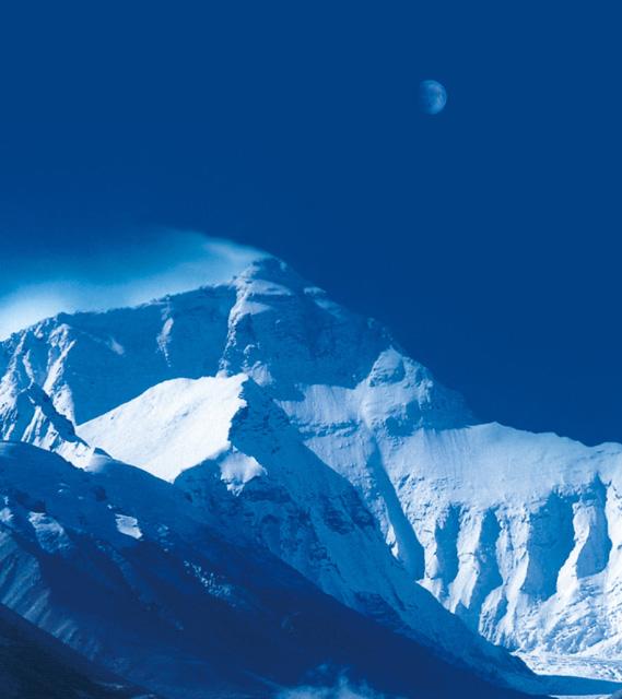 中国西藏日喀则地区4A级景区珠穆朗玛峰